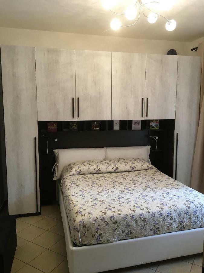 Appartamento - Casa La Botola - อัลบา ภายนอก รูปภาพ